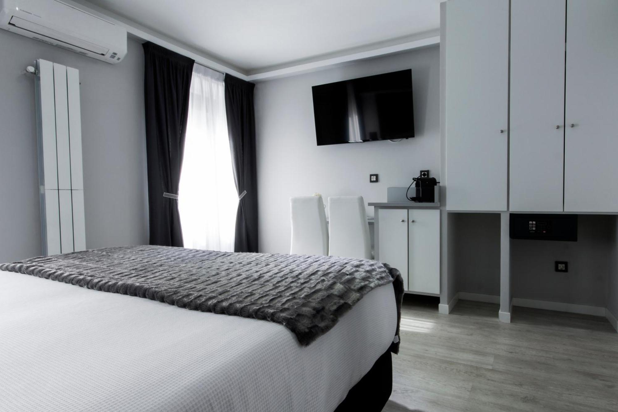 Hostal Overnight Madrid — Foto 2